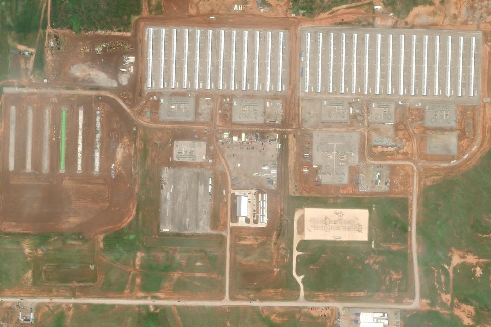 July 2025 satellite view of the IREN Childress campus with mining phases 1 to 5, Horizon 1 under construction, and the primary, bulk and utility substations outlined